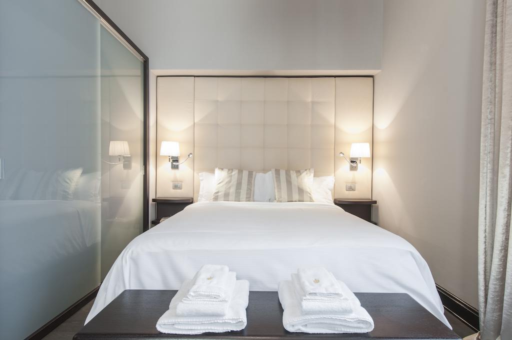 Milan Royal Suites - Centro Cadorna Habitación foto